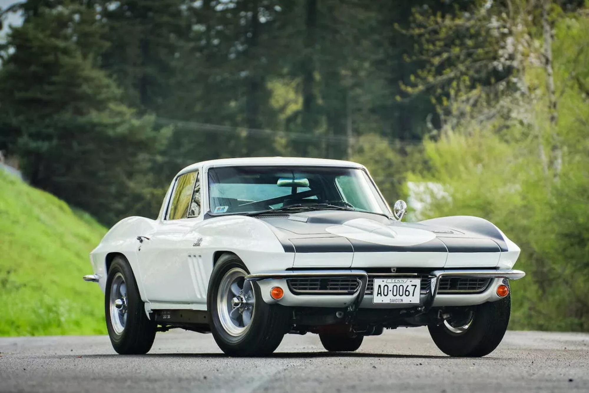 Πωλείται μια σπάνια Corvette Sting Ray του 1966