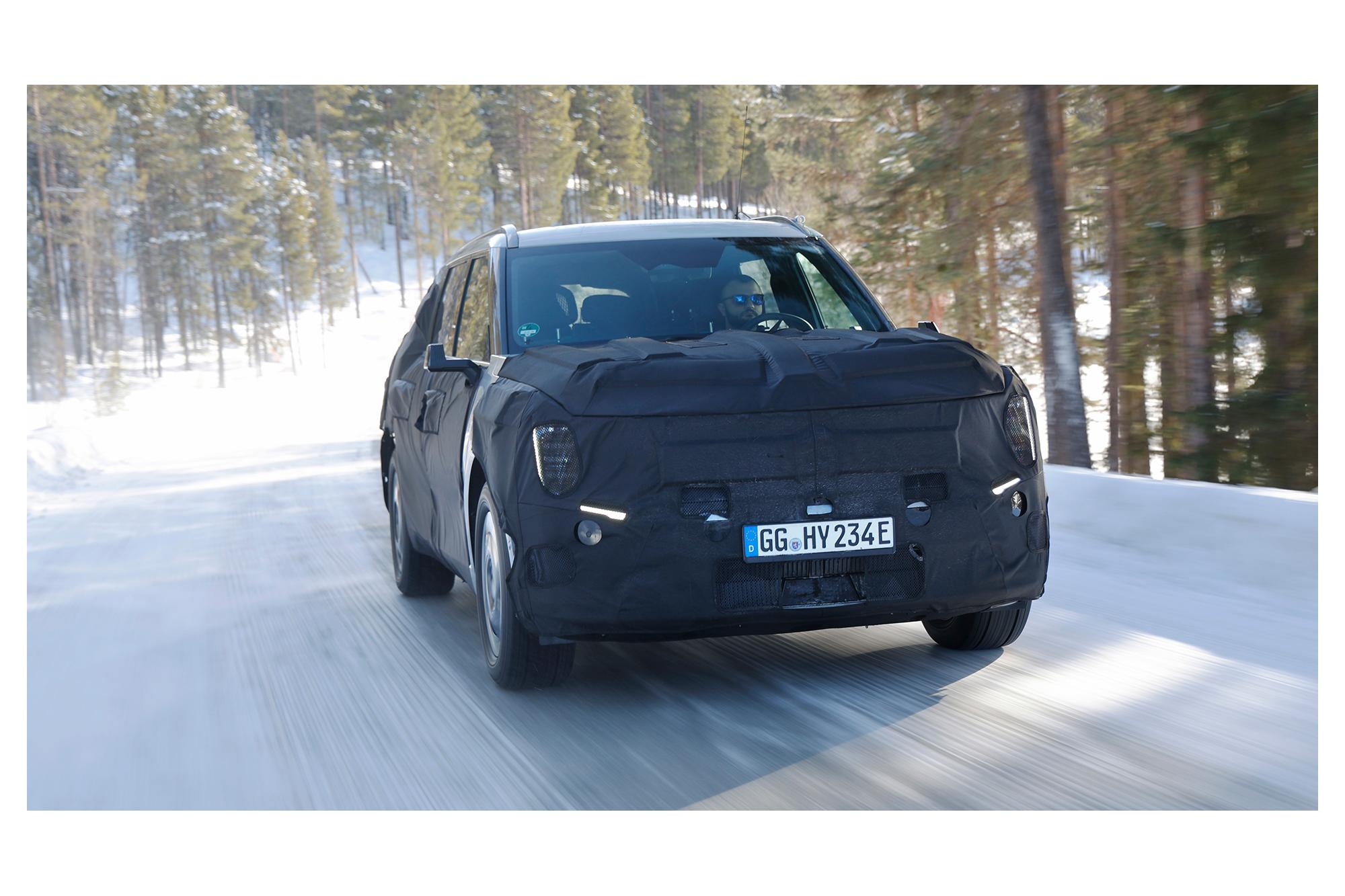Το Kia EV9 σε χειμερινές δοκιμές στο Arjeplog της Σουηδίας