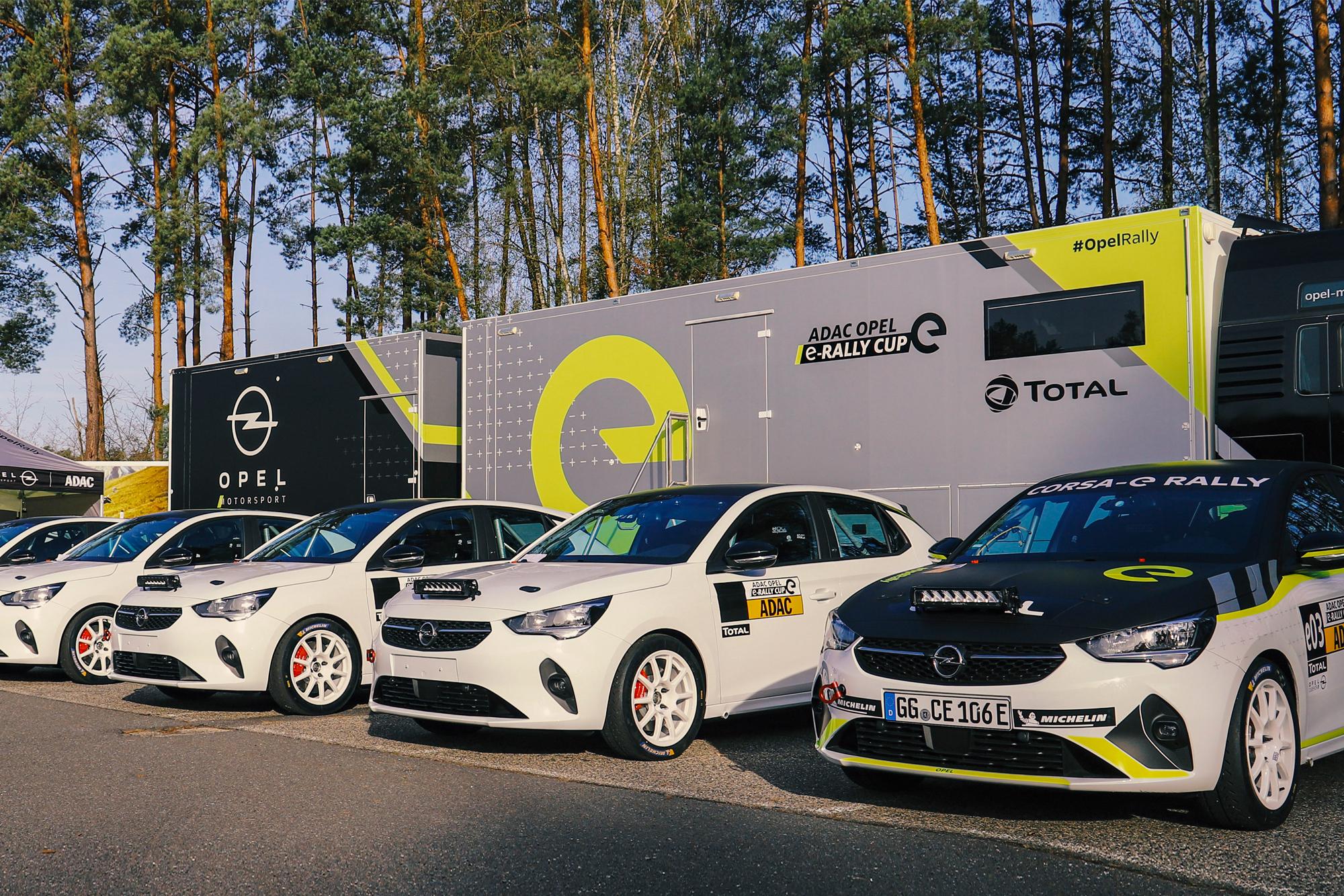Παραδόθηκαν τα πρώτα Opel Corsa-e Rally Cars