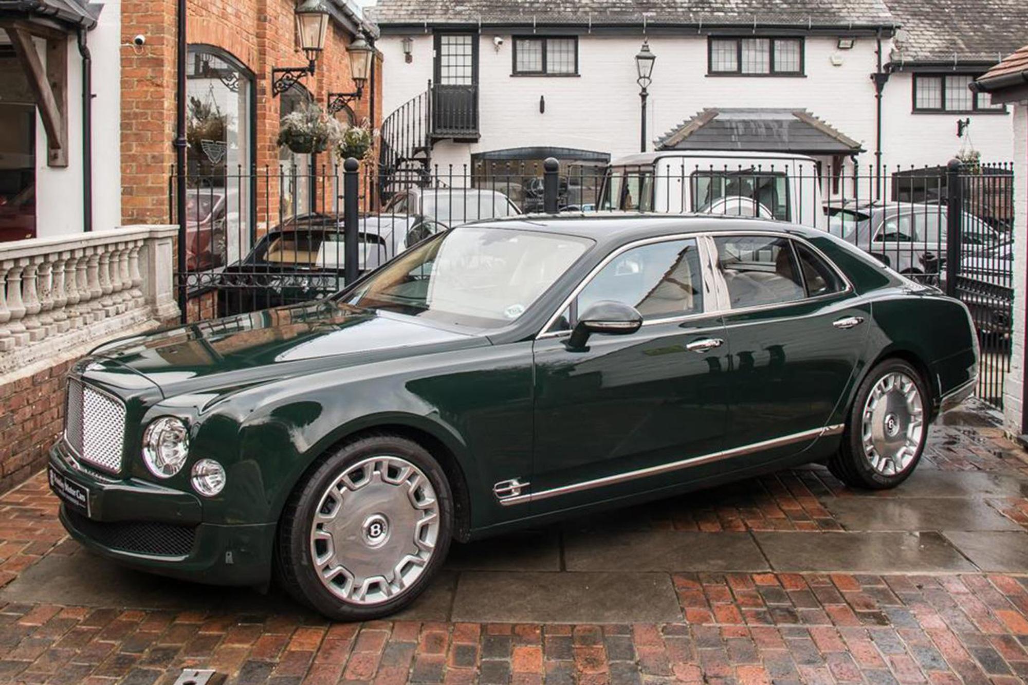 Πωλείται η Bentley Muslanne της Βασίλισσας Ελισάβετ ΙΙ