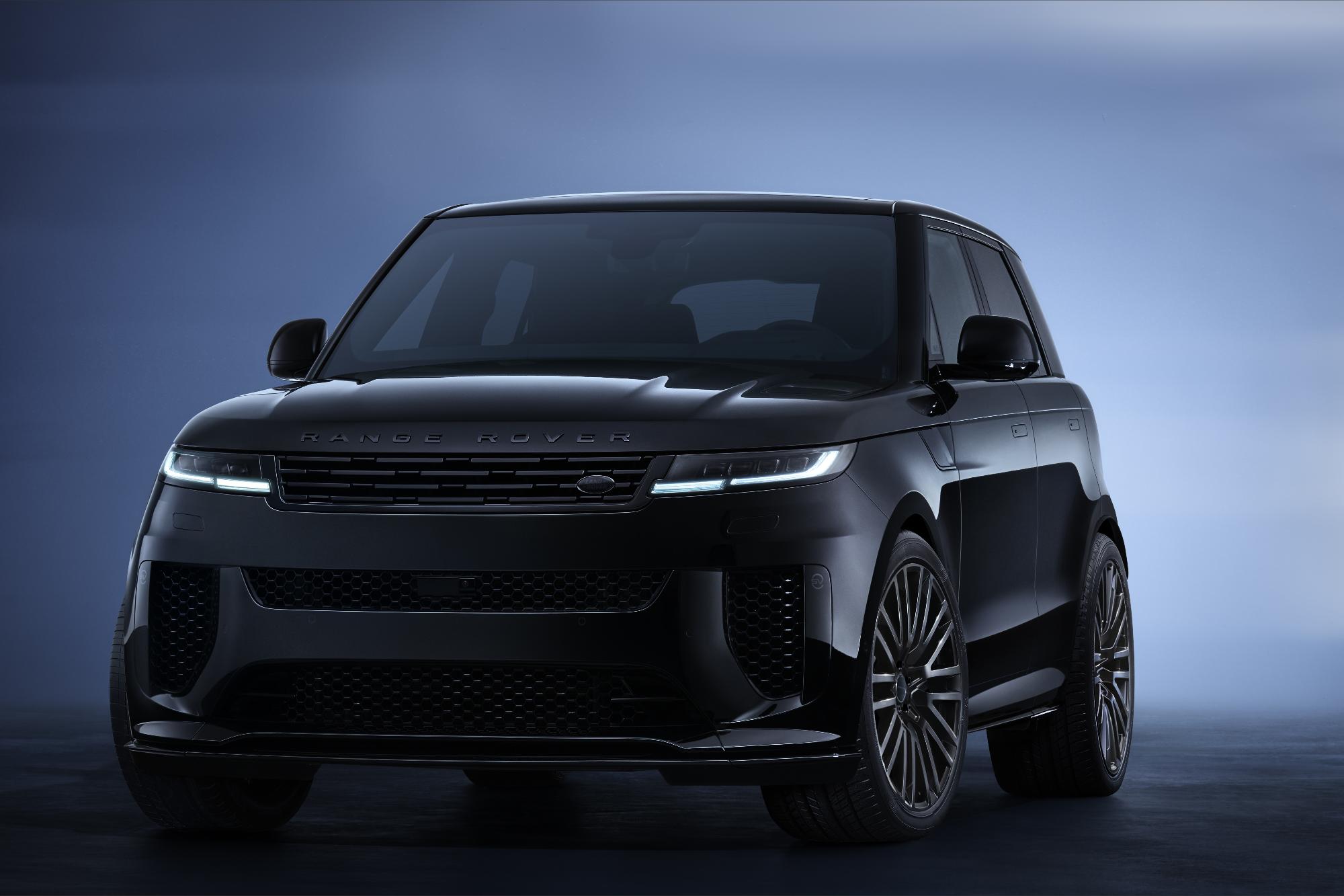 H Land Rover συστήνει την Black Edition στο Range Rover SV