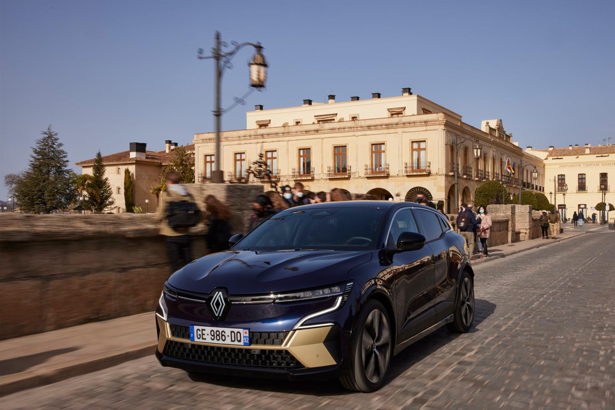  Το Renault Megane E-Tech περνάει με επιτυχία το Euro NCAP