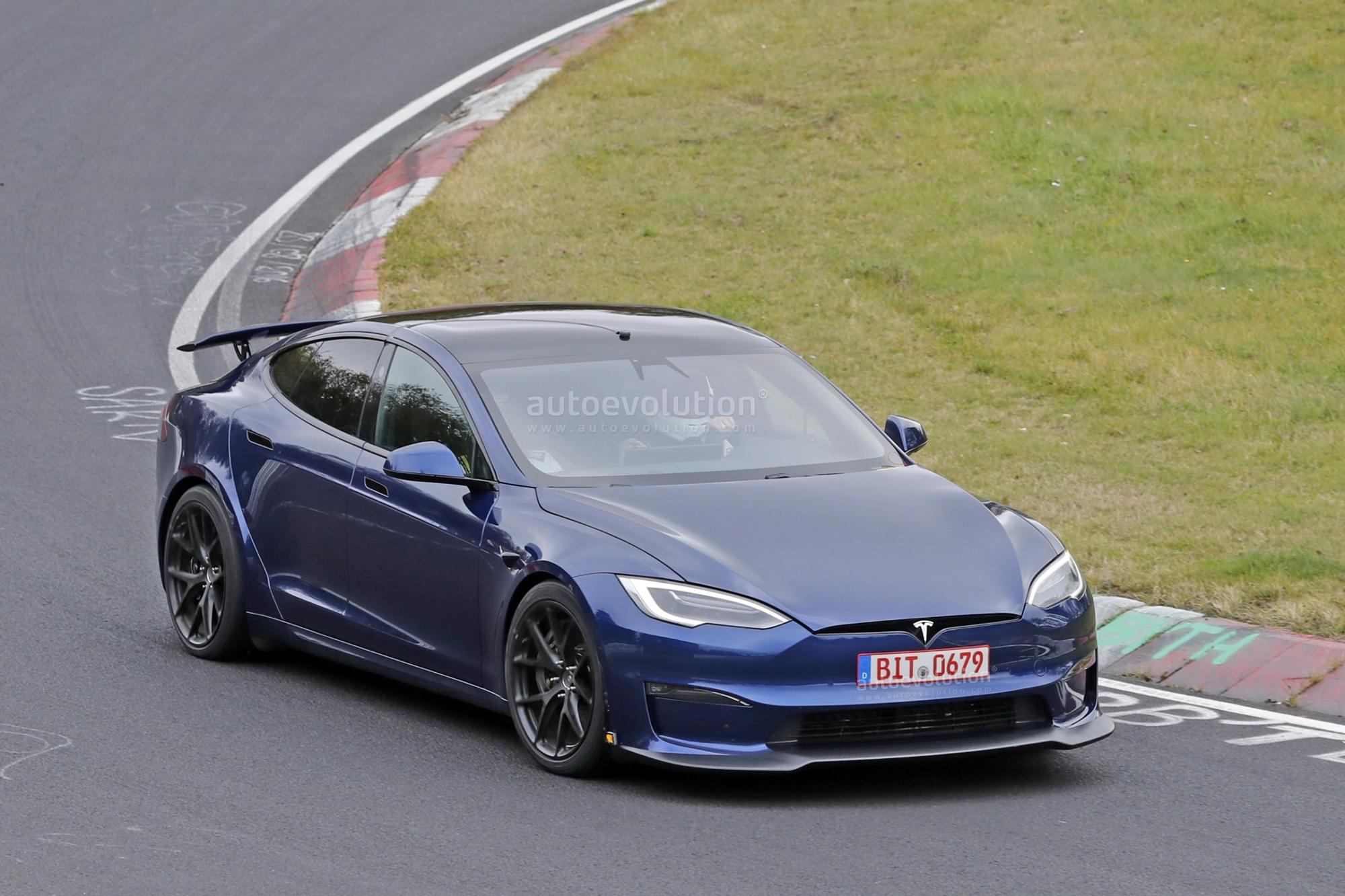 Το Tesla Model S Plaid+ σε δοκιμές στο Nurburgring