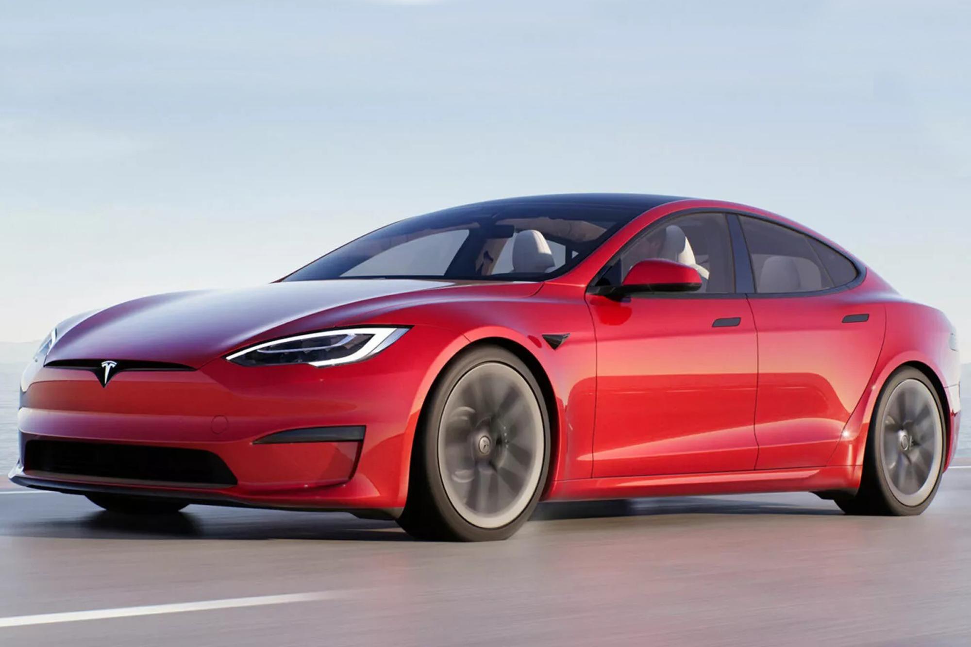 Η Tesla δεν θα χρησιμοποιεί τον όρο αυτόνομη οδήγηση στην Καλιφόρνια