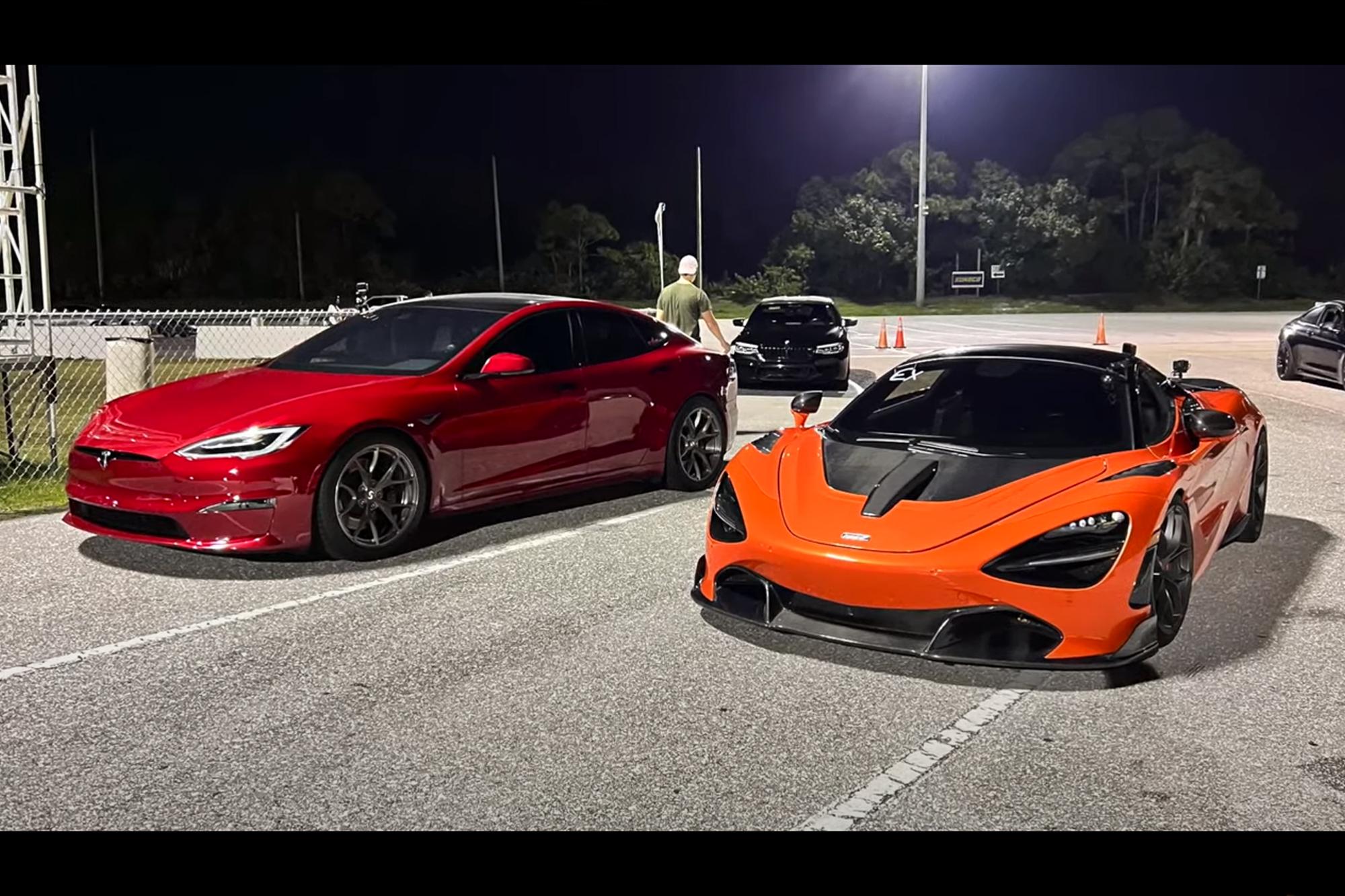 Tesla Model S Plaid VS McLaren 720S