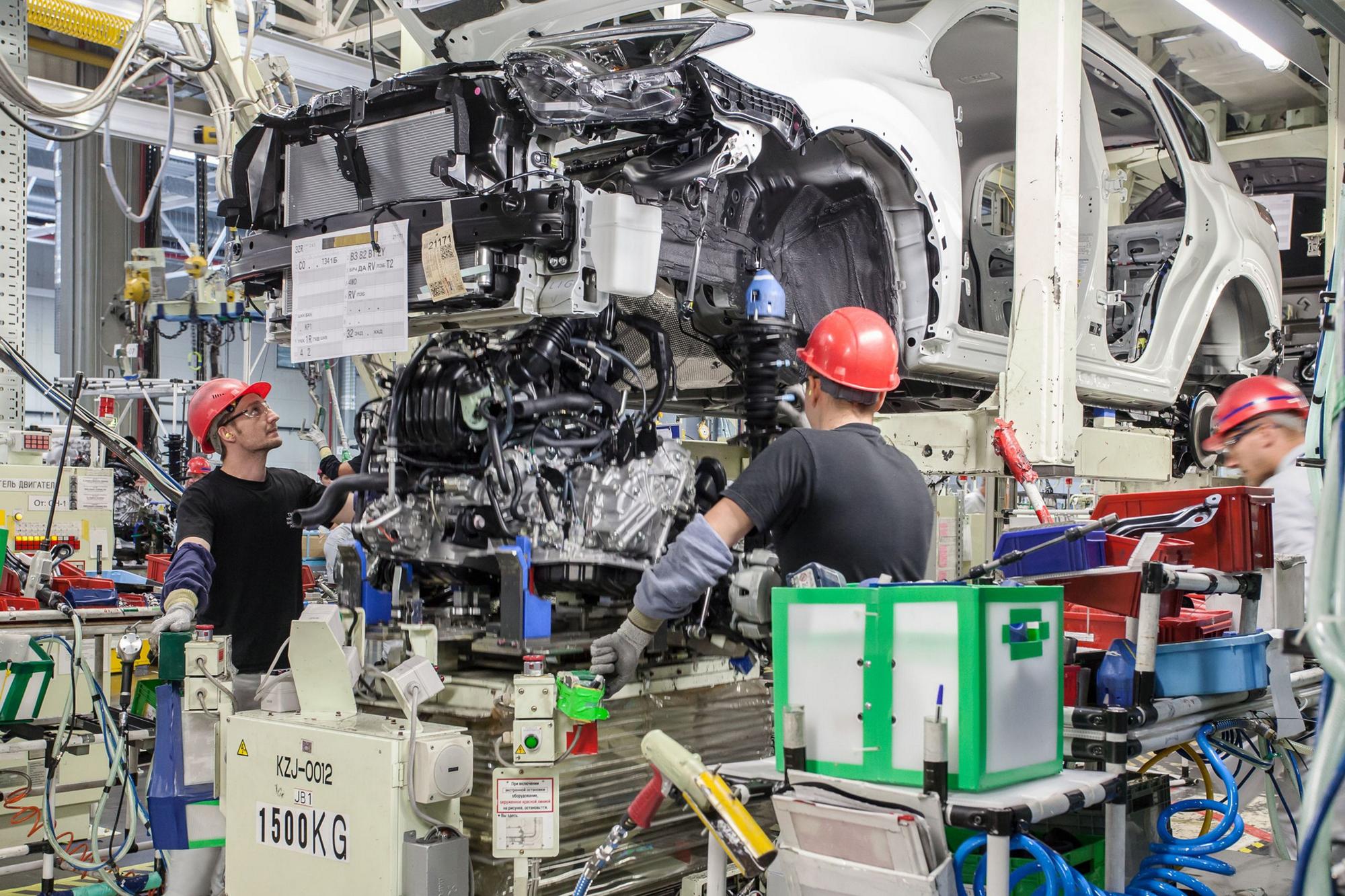Toyota: Κλείνει το εργοστάσιο της Αγίας Πετρούπολης