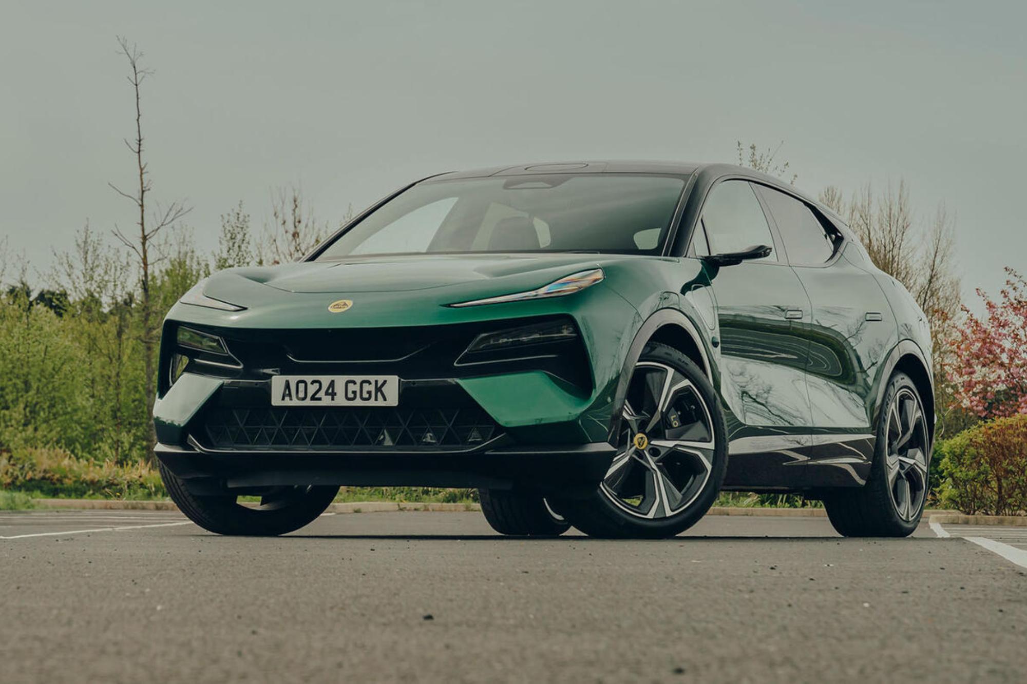 Έρχονται νέα υβριδικά μοντέλα από την Lotus το 2026