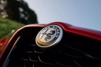 Έρχονται οι νέες Alfa Romeo Giulia και Stelvio με υβριδική και ηλεκτρική τεχνολογία