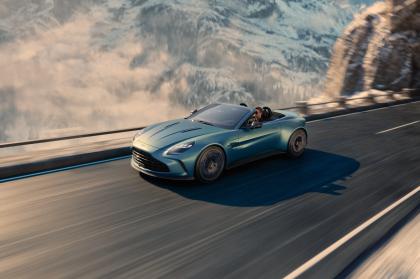 Πρεμιέρα για την νέα Aston Martin Vantage Roadster