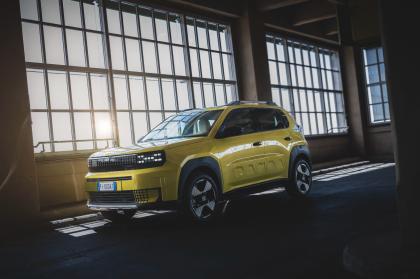 Πότε ξεκινάνε οι παραγγελίες για το νέο Fiat Grand Panda στην Ελλάδα;