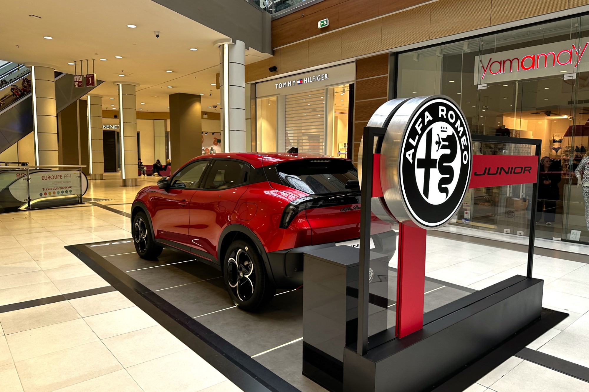 Η ολοκαίνουργια Alfa Romeo Junior στο “The Mall Athens”