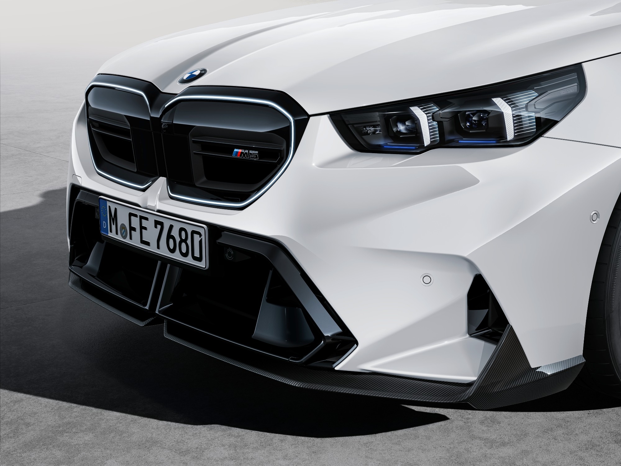 M Performance Parts για τη νέα BMW M5