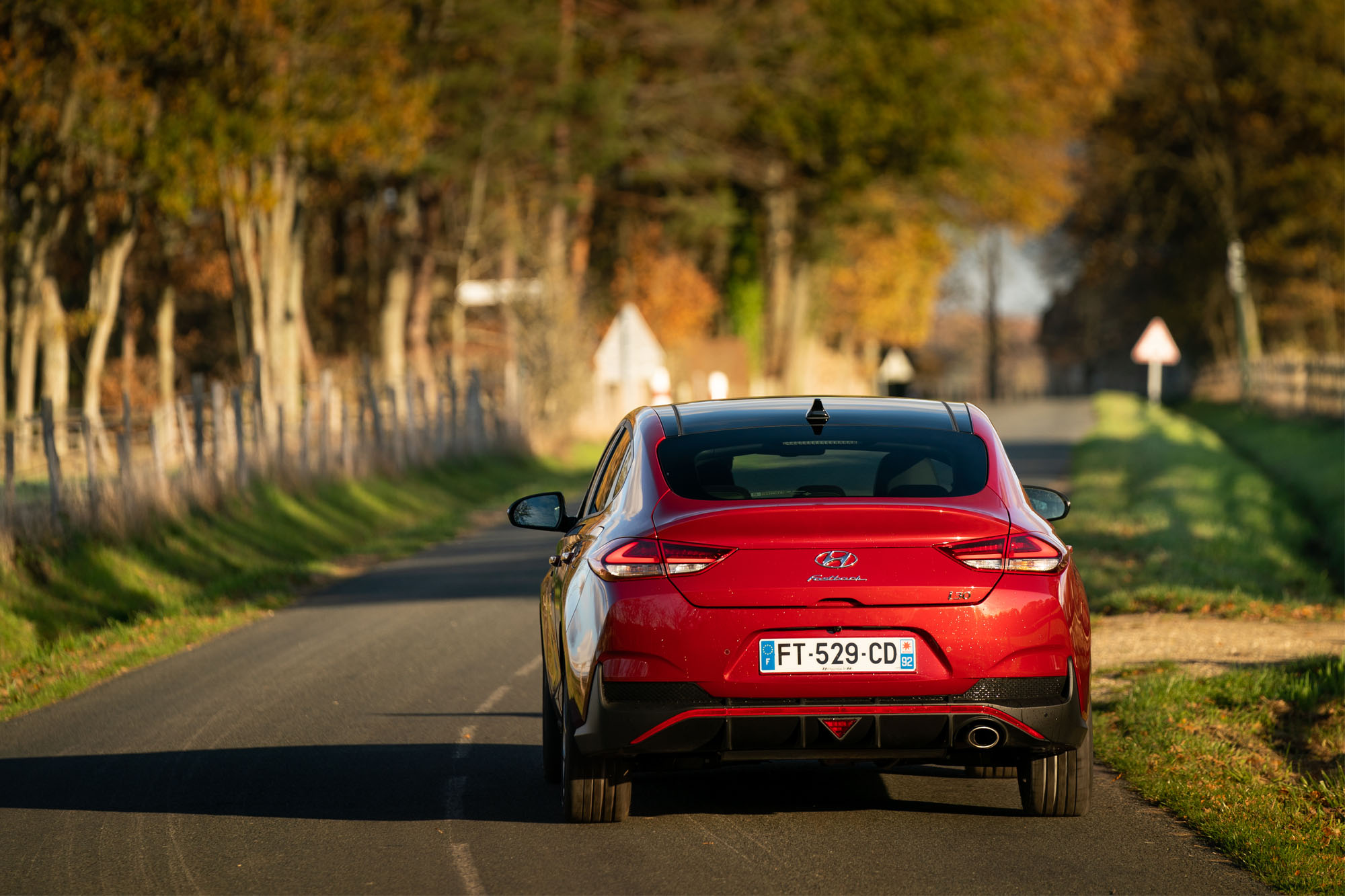 Test: Ηyundai i30 fastback 1.5T-GDi 7DCT 140Ps 