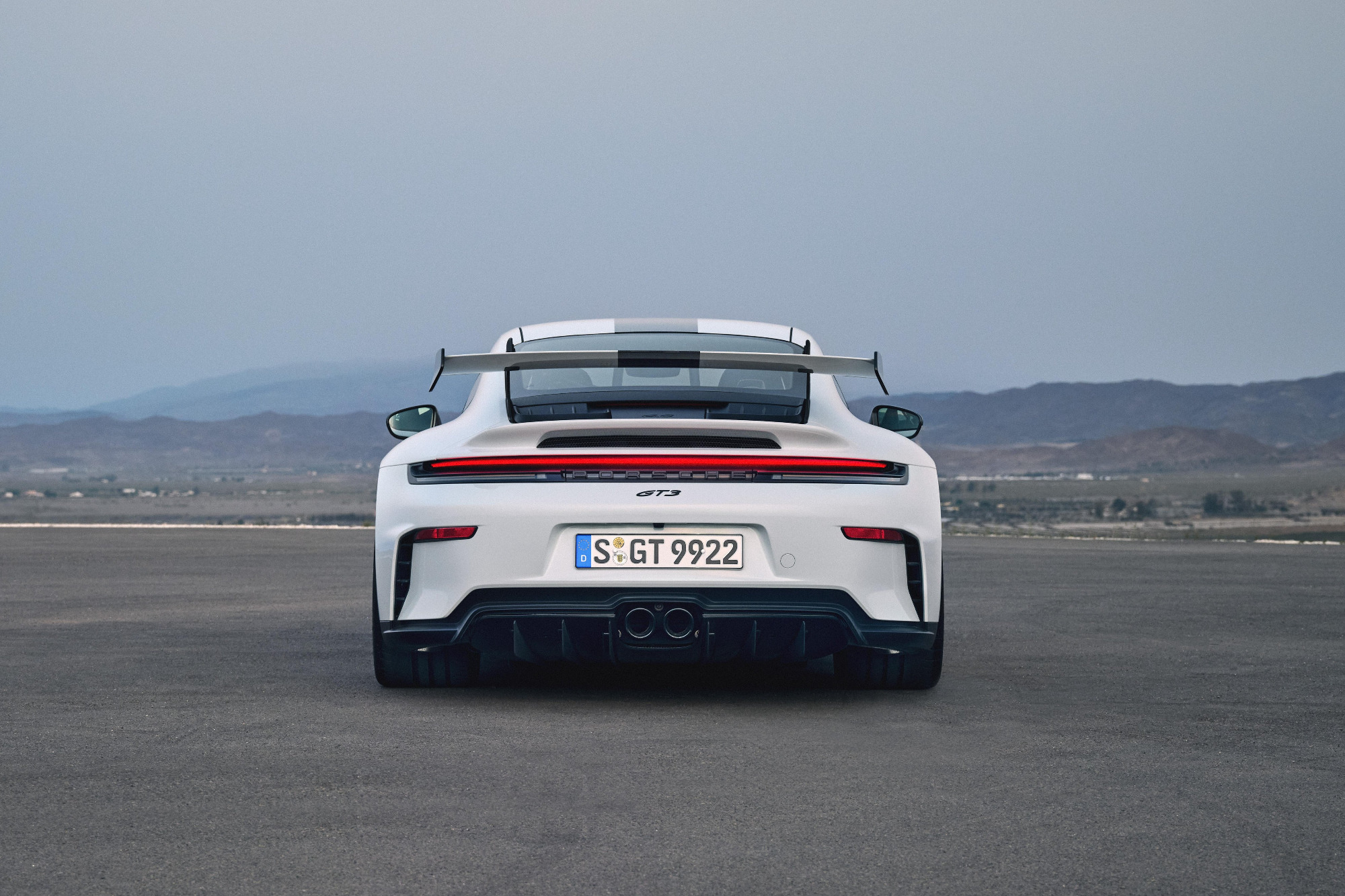 Porsche: Διπλή πρεμιέρα με τις νέες 911 GT3 και 911 GT3 Touring