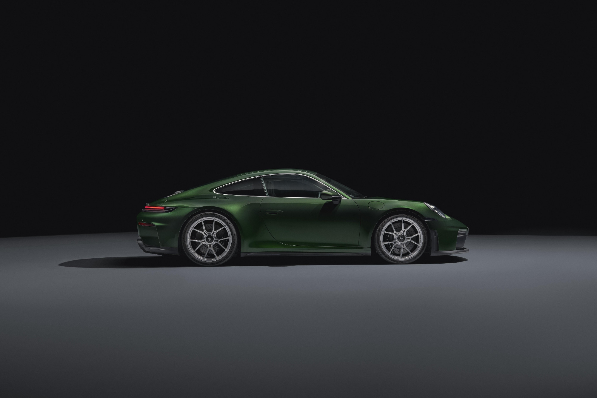 Porsche: Διπλή πρεμιέρα με τις νέες 911 GT3 και 911 GT3 Touring