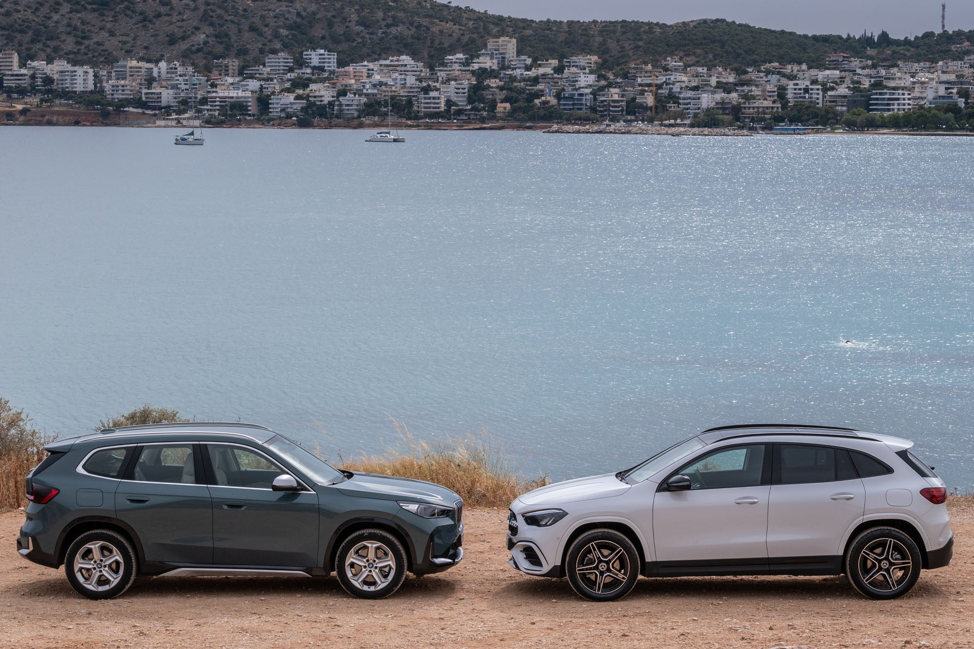 Test: Mercedes-Benz GLA250 e 218Ps vs BMW X1 xDrive 25e 245Ps