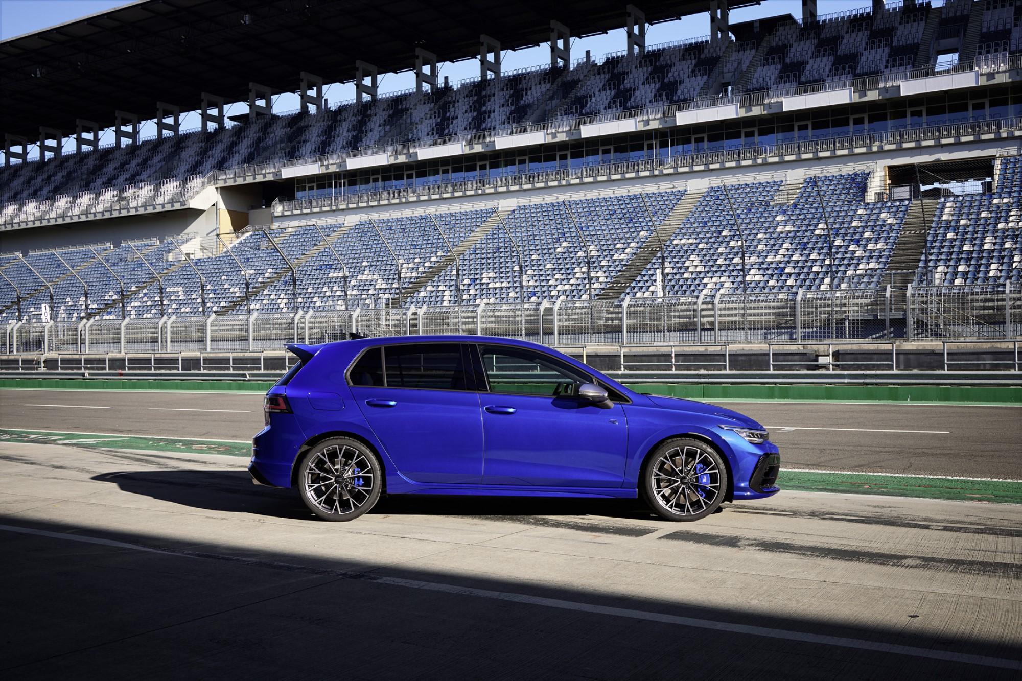 Έτοιμο το VW Golf R και σε Βlack Edition έκδοση